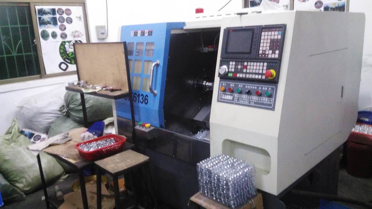 凱恩利CNC數(shù)控車床36機 凱恩利CNC數(shù)控車床36機