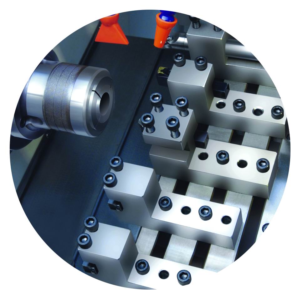 CKX6125C (25標(biāo)準(zhǔn)排刀機)CK6125A∠30斜床身標(biāo)準(zhǔn)配置 CKX6125C (25標(biāo)準(zhǔn)排刀機)CK6125A∠30斜床身標(biāo)準(zhǔn)配置